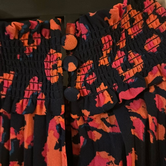 Saks Off Fifth Nanette Dress - Picture 3 of 4